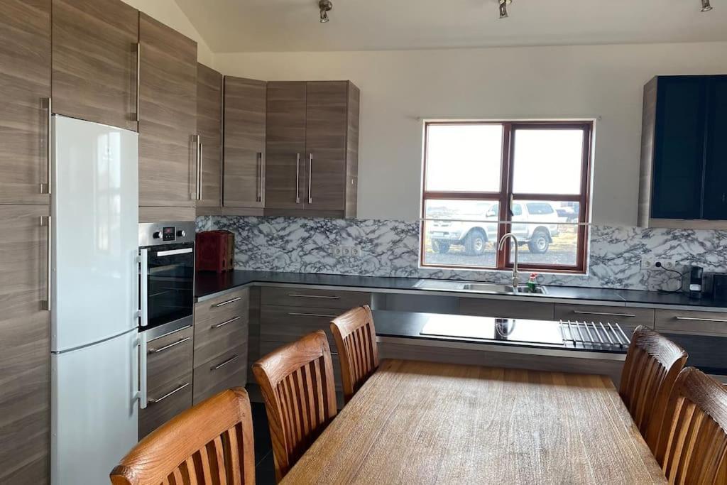 Eaglerock And Tours Villa *