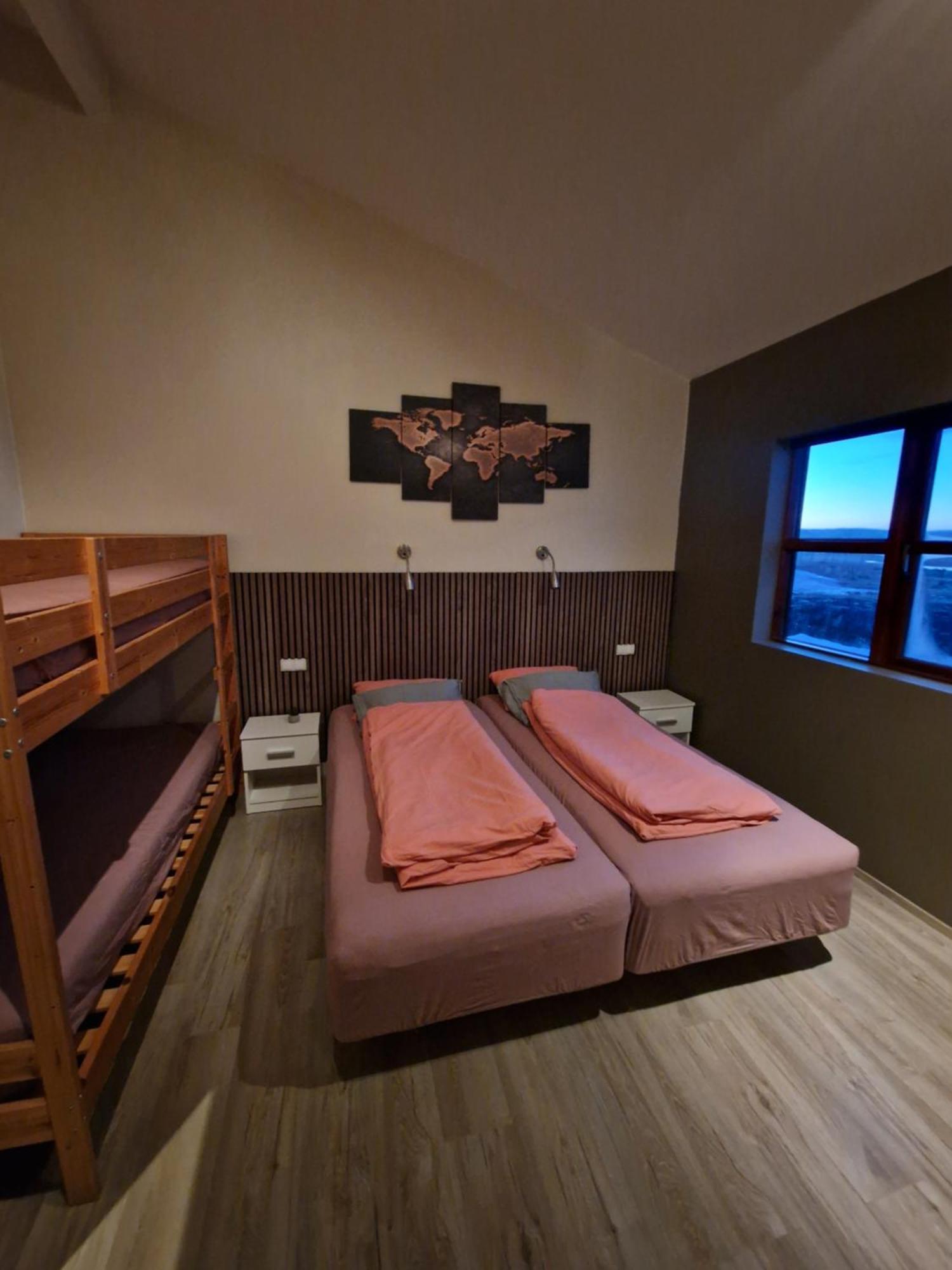 Villa Eaglerock And Tours *